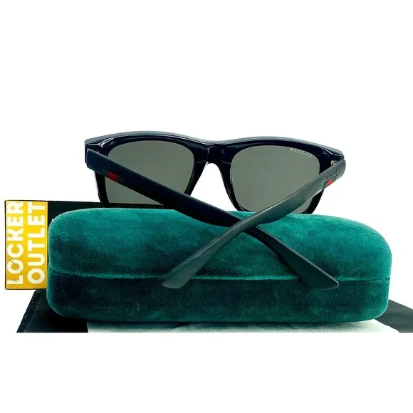 Gucci GG Black Frame Grey Lens Sunglasses w/ Case Italy 532014 display picture 2